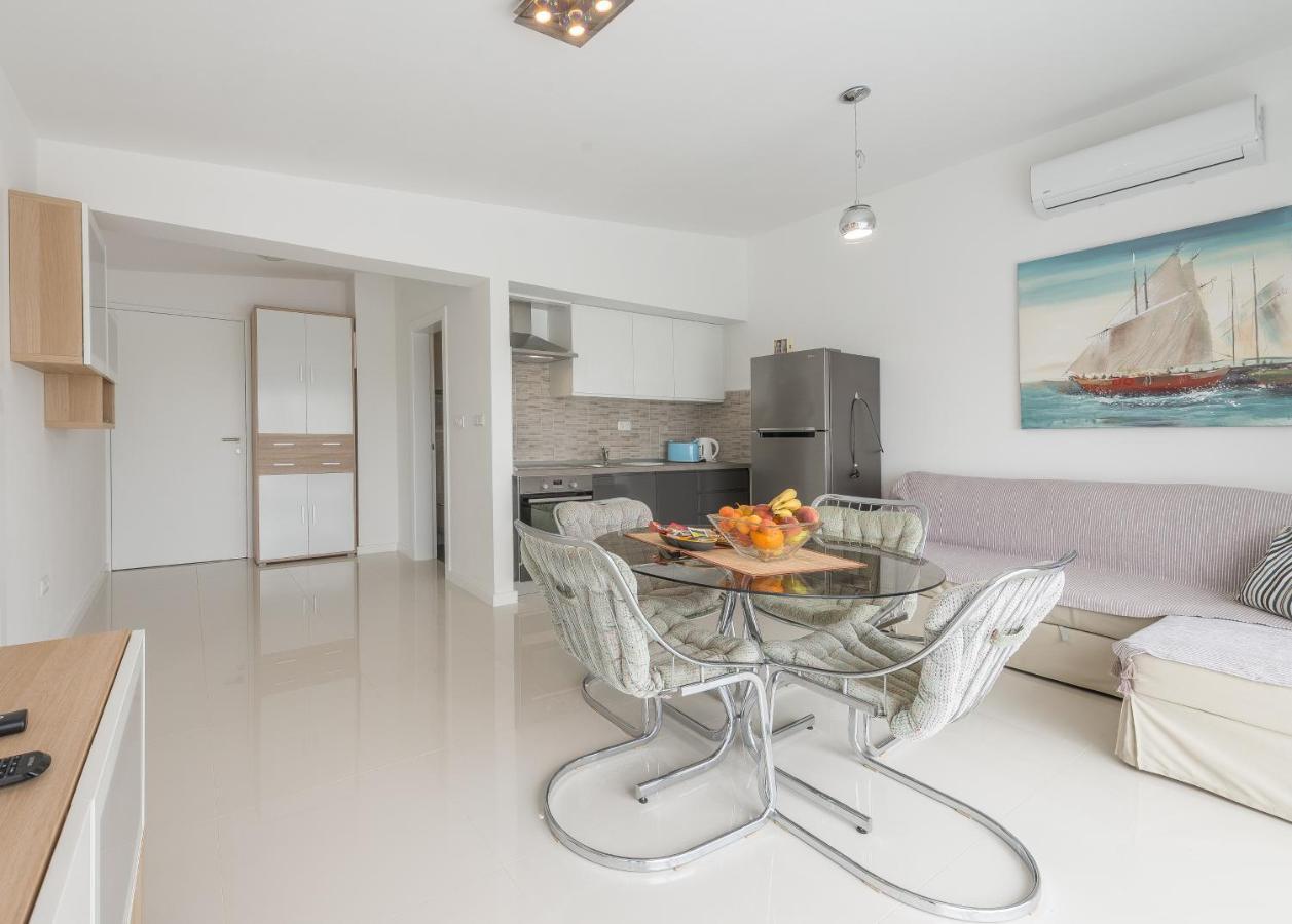 Windrose Apartments Vir Ngoại thất bức ảnh