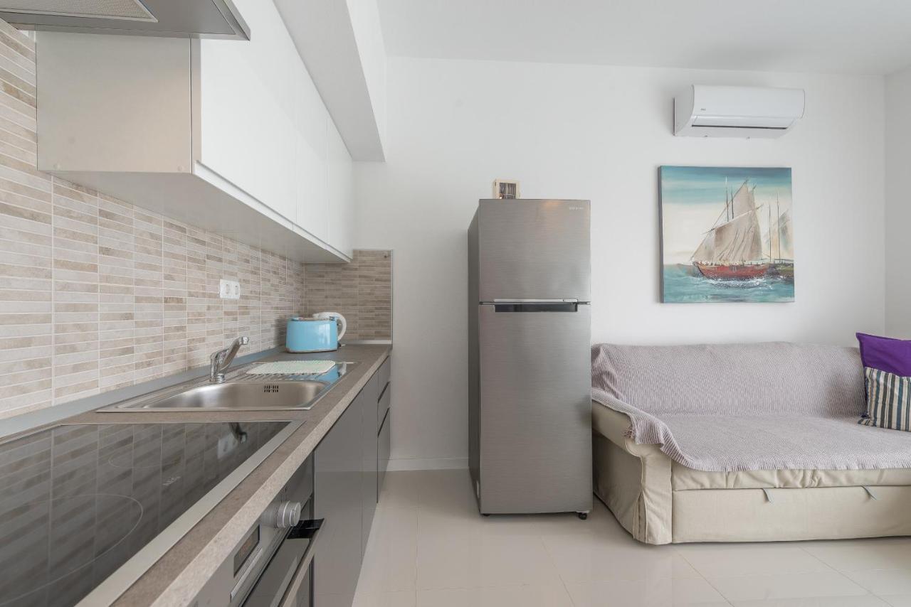 Windrose Apartments Vir Ngoại thất bức ảnh