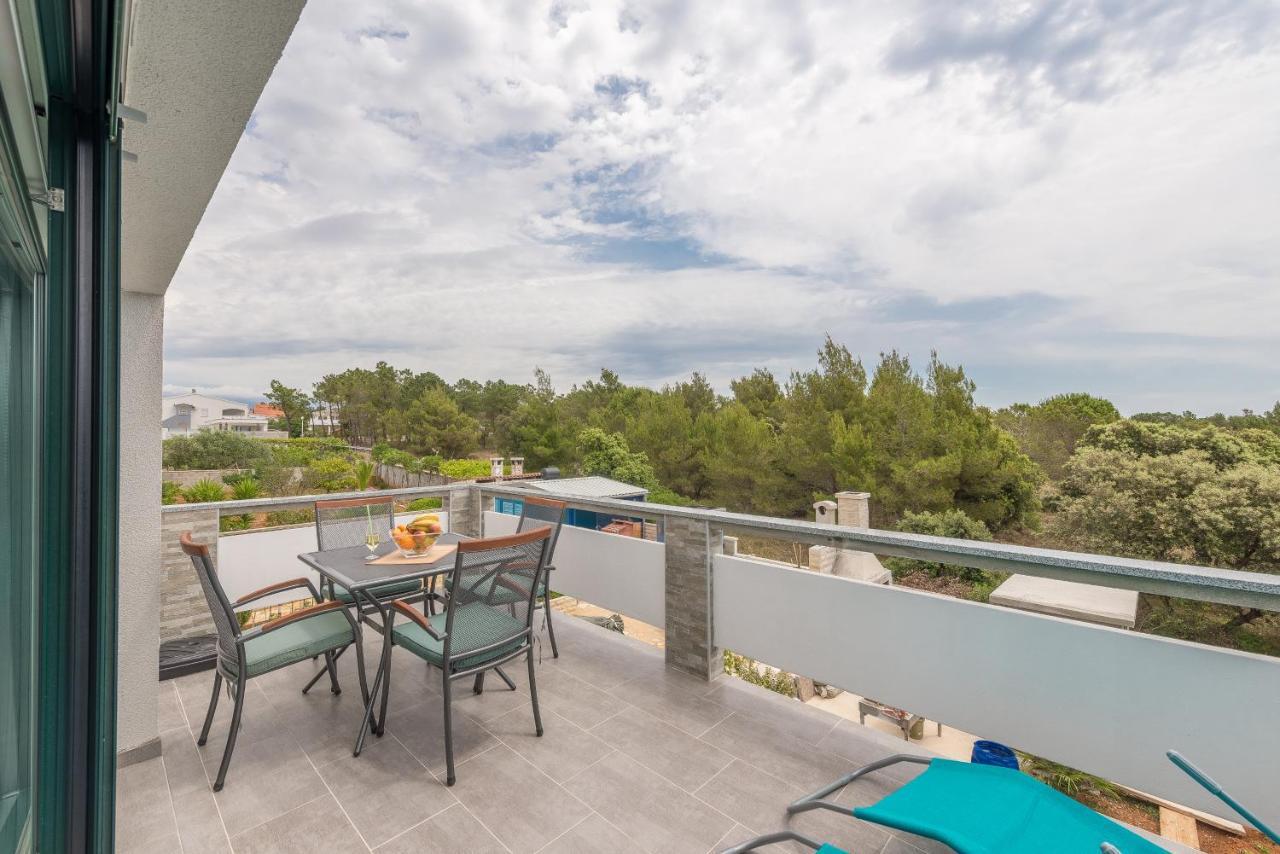Windrose Apartments Vir Ngoại thất bức ảnh