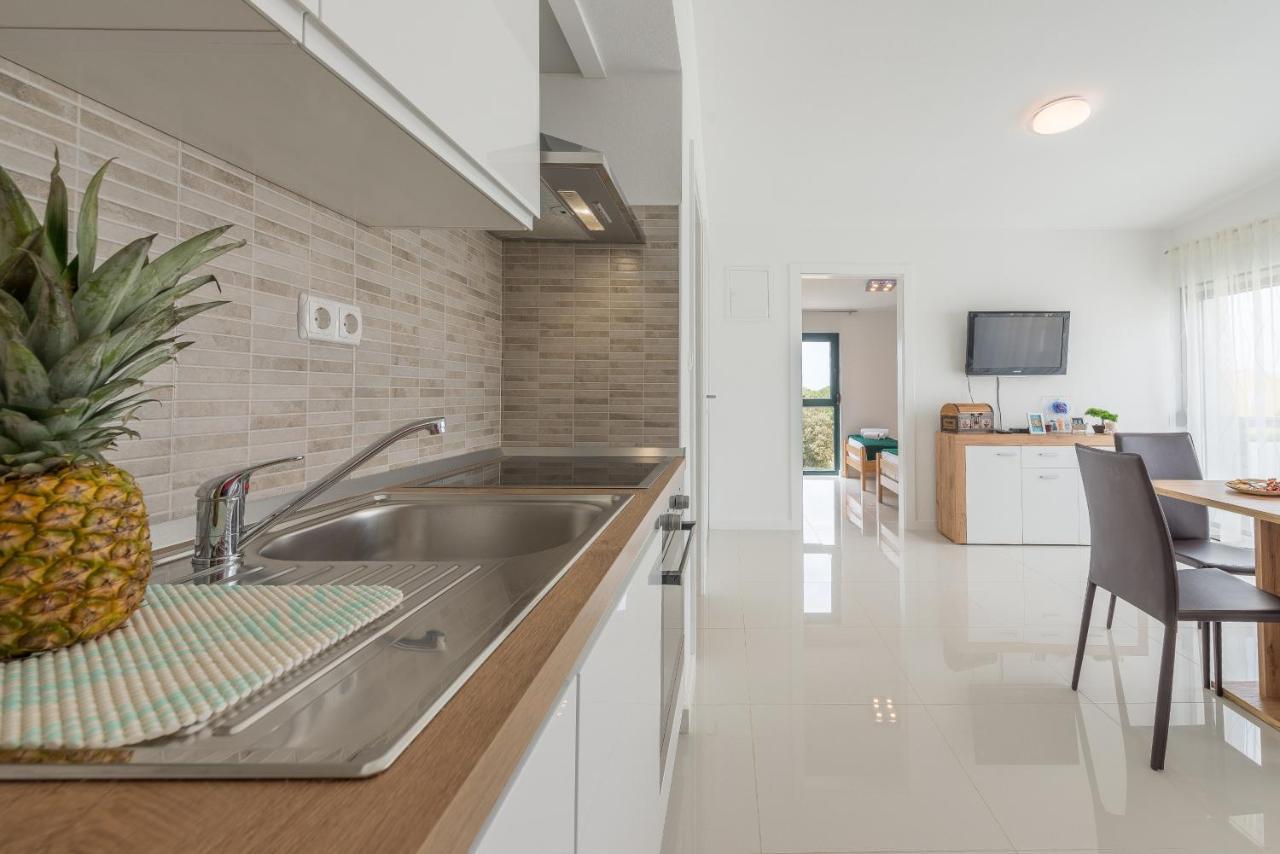 Windrose Apartments Vir Ngoại thất bức ảnh