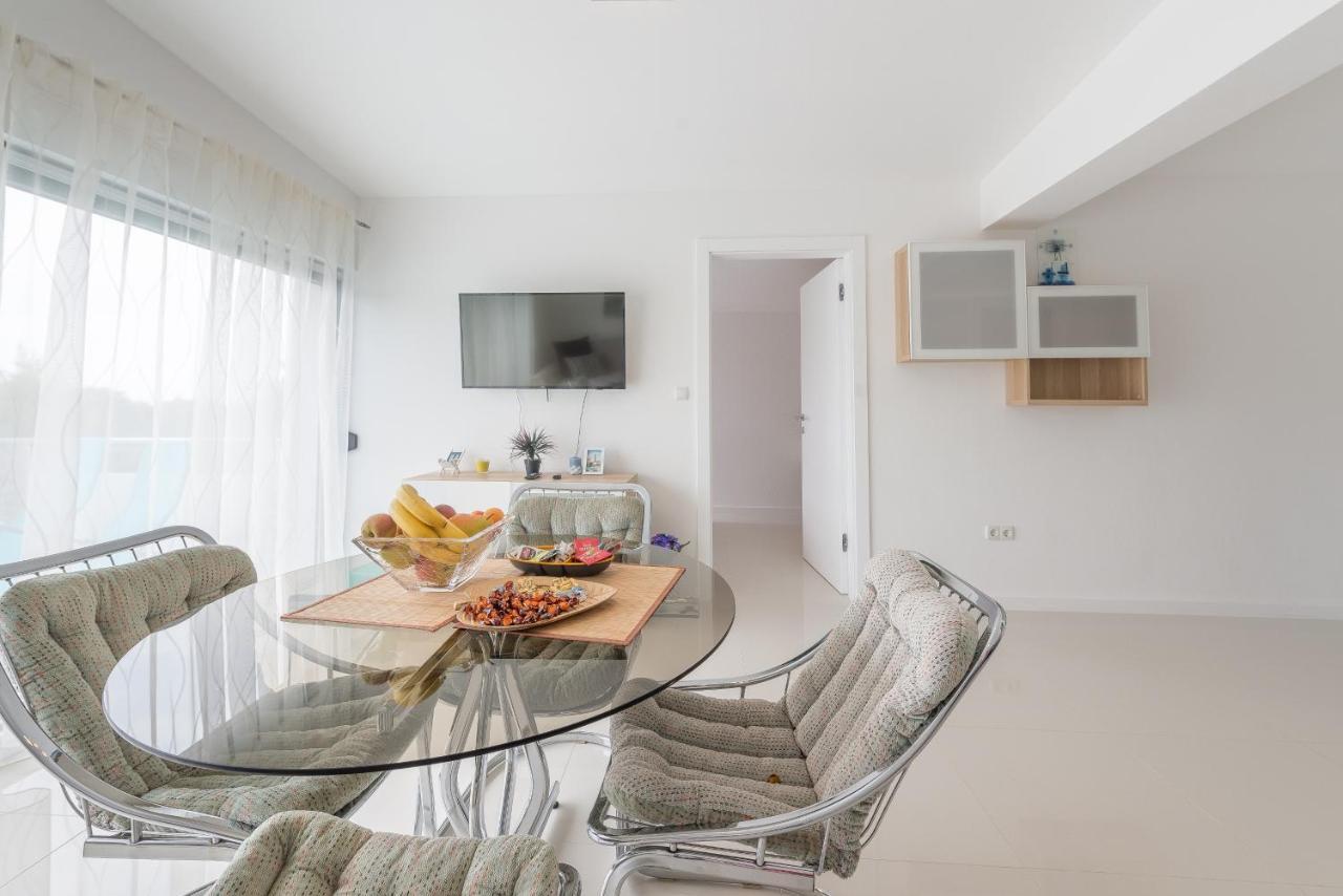Windrose Apartments Vir Ngoại thất bức ảnh