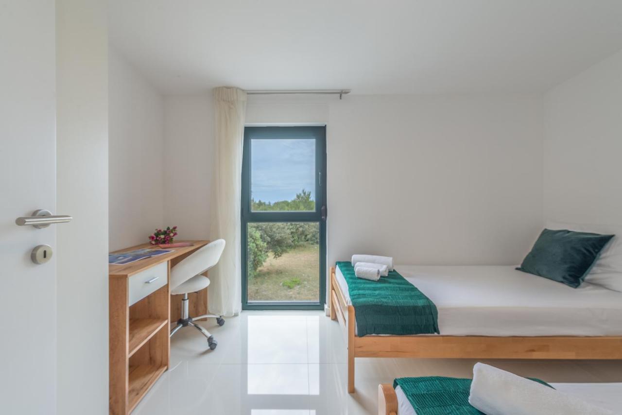 Windrose Apartments Vir Ngoại thất bức ảnh